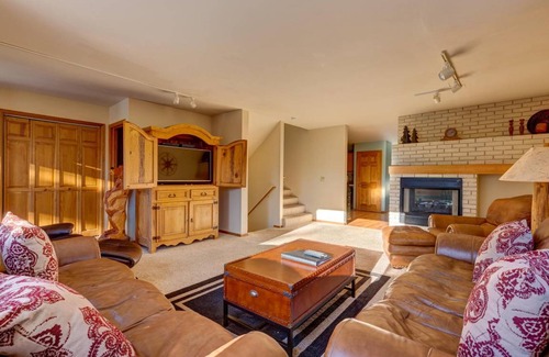 Baldy Mountain House | 187 m² House ∙ 3 bedrooms ∙ 8 guests