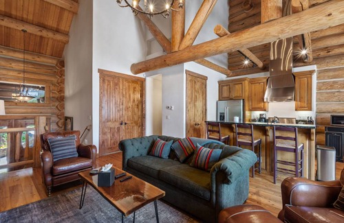 Mountain Village House | 188 m² House ∙ 3 bedrooms ∙ 6 guests