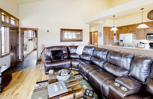 Grand Elk Ranch House | 192 m² House ∙ 3 bedrooms ∙ 10 guests