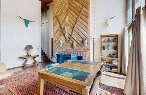 Mountain Valley Cabin | 193 m² Cabin ∙ 4 bedrooms ∙ 7 guests