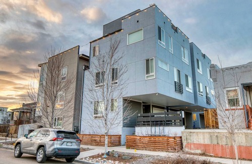 West Colfax Apartment | 194 m² Apartment ∙ 4 bedrooms ∙ 7 guests