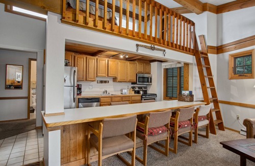 Steamboat Springs Condo | 2 Bedrooms + Loft - Hot Tub, Ski Locker, Great Views - 30+ Night Rentals Welcome!