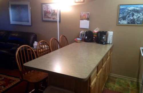 Winter Park Condo | 2 BR 1-1/4 Bath Dog friendly, Hi Country Haus 1st Flr WP Condo by river, Cozy!