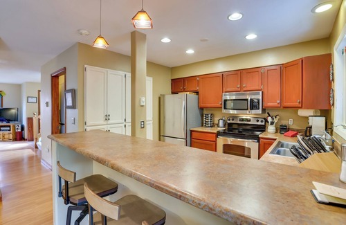Frisco House | 2 Mi to Ski Resort: Mountain Home w/Hot Tub!