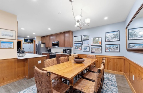 River Run Condo | 2 Private Balconies w/Mountain Views, 2 Mins Walk to Gondola, Shops & Dining
