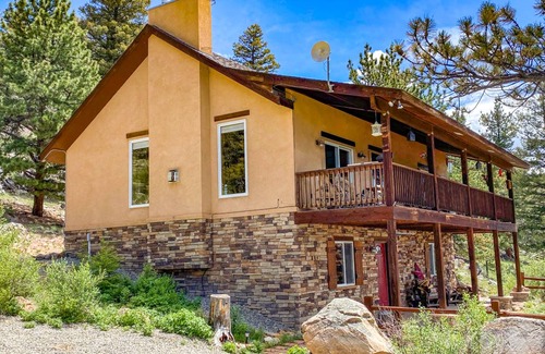 Fairplay Cabin | 204 m² Cabin ∙ 3 bedrooms ∙ 9 guests