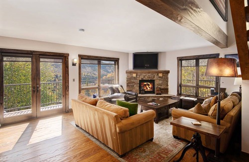 Vail House | 204 m² House ∙ 4 bedrooms ∙ 8 guests