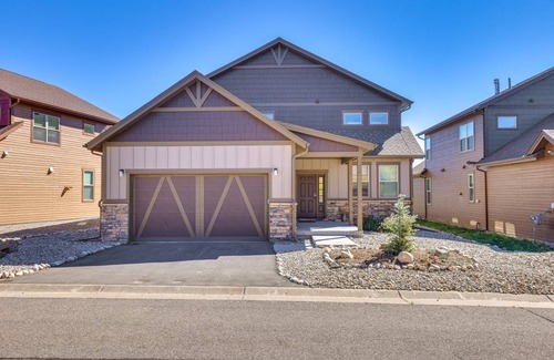 Grand Elk Ranch House | 206 m² House ∙ 3 bedrooms ∙ 9 guests