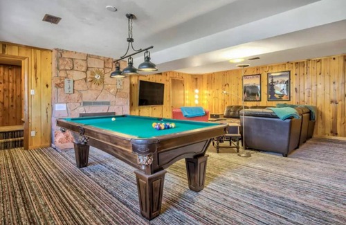 Cascade-Chipita Park Cabin | 208 m² Cabin ∙ 4 bedrooms ∙ 10 guests