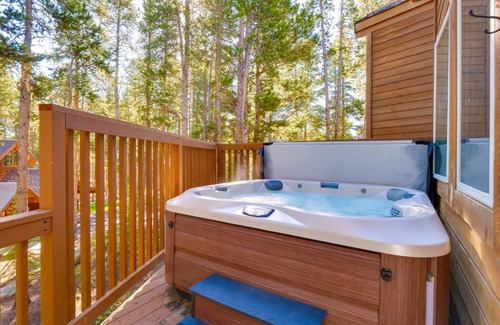 Warrior's Mark West House | 208 m² House ∙ 3 bedrooms ∙ 8 guests