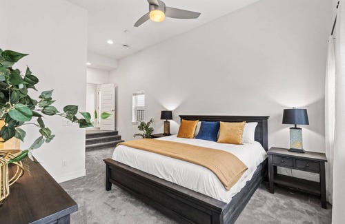 Old Town North House | 209 m² House ∙ 3 bedrooms ∙ 8 guests