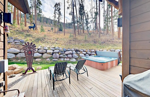 Highland Meadows House | 2118-A Vermont Rd Rental Home