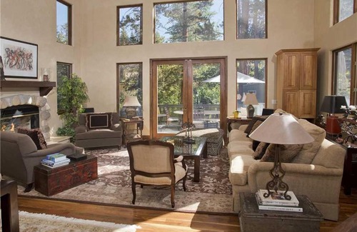 Highland Meadows House | 2123 Vermont Home