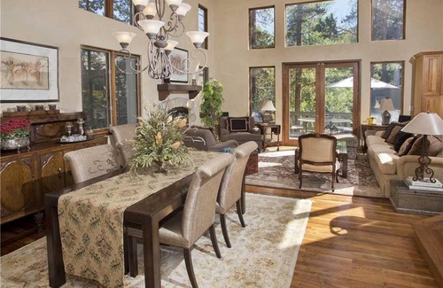 Highland Meadows House | 2123 Vermont Home
