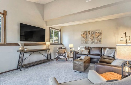 Woodland Park House | 213 m² House ∙ 5 bedrooms ∙ 12 guests