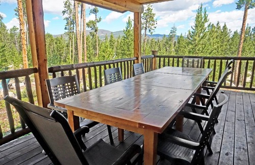 Grand Lake Cabin | 221 m² Cabin ∙ 4 bedrooms ∙ 9 guests