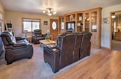 Canon City House | 222 m² House ∙ 4 bedrooms ∙ 13 guests