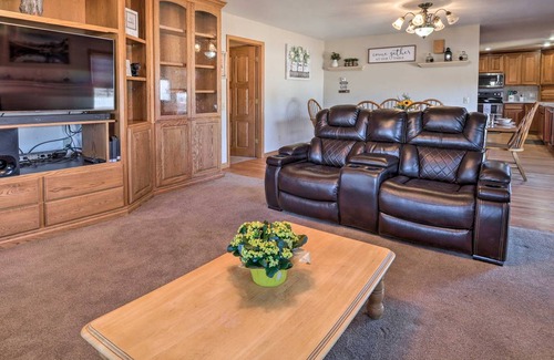 Canon City House | 222 m² House ∙ 4 bedrooms ∙ 13 guests