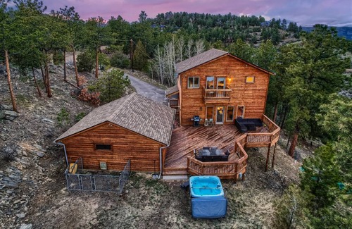 Bailey House | 223 m² House ∙ 4 bedrooms ∙ 8 guests
