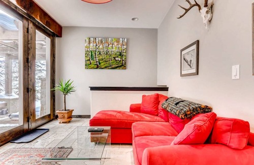 Highland Meadows House | 223 m² Maisonette ∙ 3 bedrooms ∙ 10 guests
