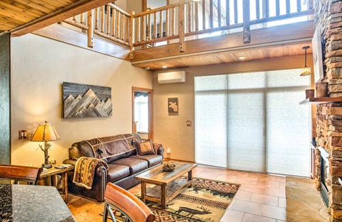 Pagosa Springs Apartment | 227 m² Apartment ∙ 3 bedrooms ∙ 8 guests