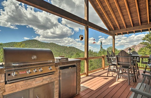 Cripple Creek House | 227 m² House ∙ 3 bedrooms ∙ 8 guests
