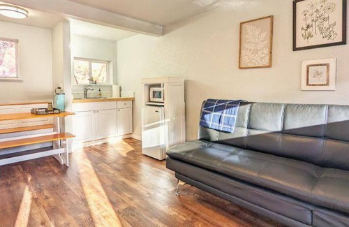 Manitou Springs Historic District Hotel | 23 m² Hotel ∙ 3 guests