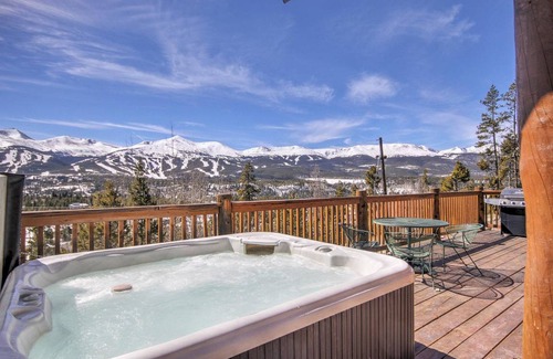Huron Heights House | 231 m² House ∙ 3 bedrooms ∙ 6 guests