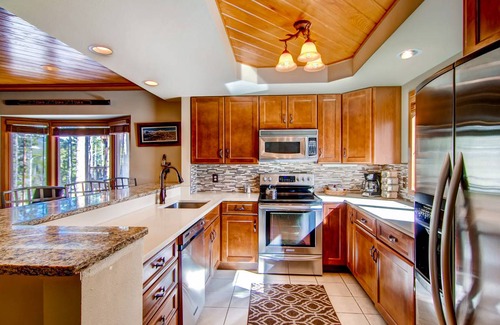 Warrior's Mark West House | 232 m² House ∙ 4 bedrooms ∙ 12 guests