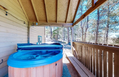 Cripple Creek House | 237 m² House ∙ 4 bedrooms ∙ 11 guests