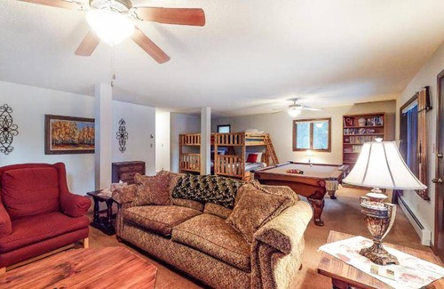 Columbine Lake House | 239 m² House ∙ 3 bedrooms ∙ 12 guests