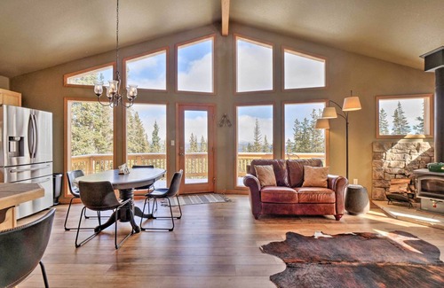 Valley of the Sun House | 25-0069 Fairplay Cabin w/Hot Tub!