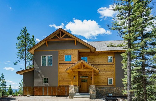 Columbine Lake House | 251 m² House ∙ 4 bedrooms ∙ 11 guests