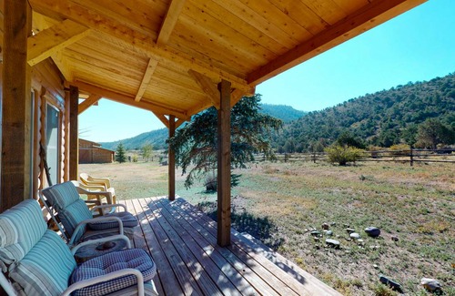 South Fork Cabin | 260 m² Cabin ∙ 5 bedrooms ∙ 17 guests