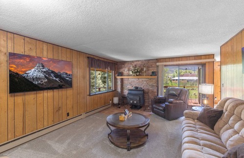 Idlewild Estates House | 260 m² House ∙ 5 bedrooms ∙ 10 guests