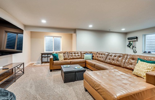 Longmont House | 260 m² House ∙ 5 bedrooms ∙ 12 guests