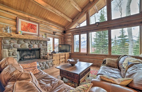 Mountain Village House | 278 m² House ∙ 4 bedrooms ∙ 8 guests