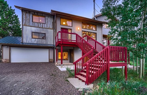 Rollinsville House | 278 m² House ∙ 4 bedrooms ∙ 6 guests