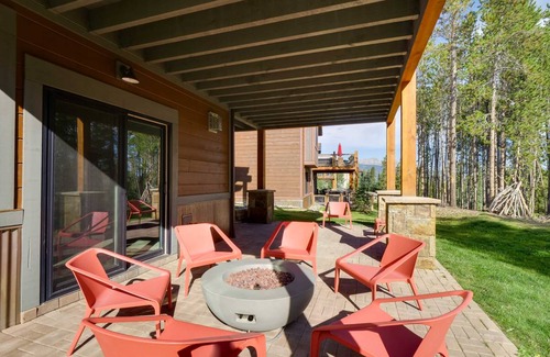 Baldy Mountain House | 278 m² House ∙ 4 bedrooms ∙ 10 guests