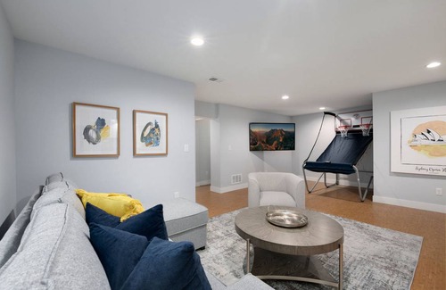 Old Town North House | 279 m² House ∙ 4 bedrooms ∙ 10 guests