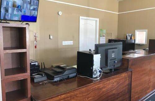 Longmont Hotel | 28 m² Motel ∙ 3 guests