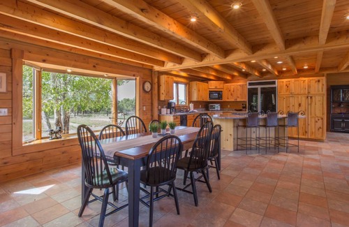 Ridgway House | 280 m² House ∙ 3 bedrooms ∙ 8 guests