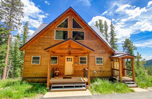 Alma Cabin | 282 m² Cabin ∙ 3 bedrooms ∙ 10 guests