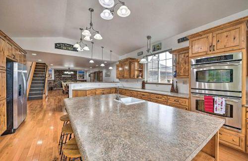 Fruitvale House | 282 m² House ∙ 4 bedrooms ∙ 18 guests