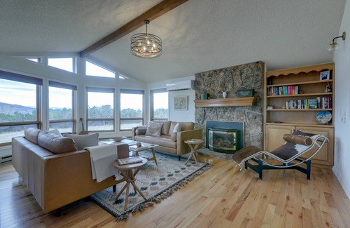 Hotchkiss House | 287 m² House ∙ 5 bedrooms ∙ 10 guests