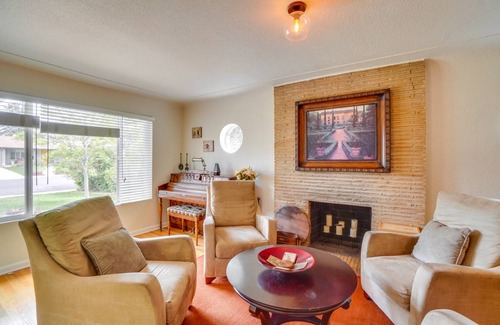 University Hills House | 296 m² House ∙ 5 bedrooms ∙ 10 guests