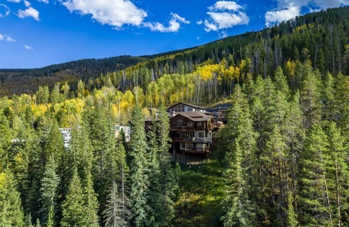 Intermountain House | 298 m² House ∙ 5 bedrooms ∙ 12 guests