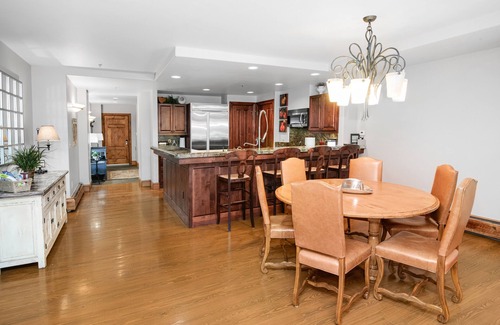 Beaver Creek Condo | 3 Bd, 4 Ba CONDO IN THE HEART OF BEAVER CREEK VLG