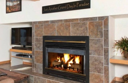 Woodmoor Apartment | 3 Bed/3 Bath Penthouse - great views and shared hot tub. 7 day bookings only