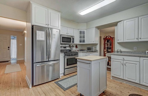 West Colorado Springs House | 3 BR Minutes Away from Garden of the Gods